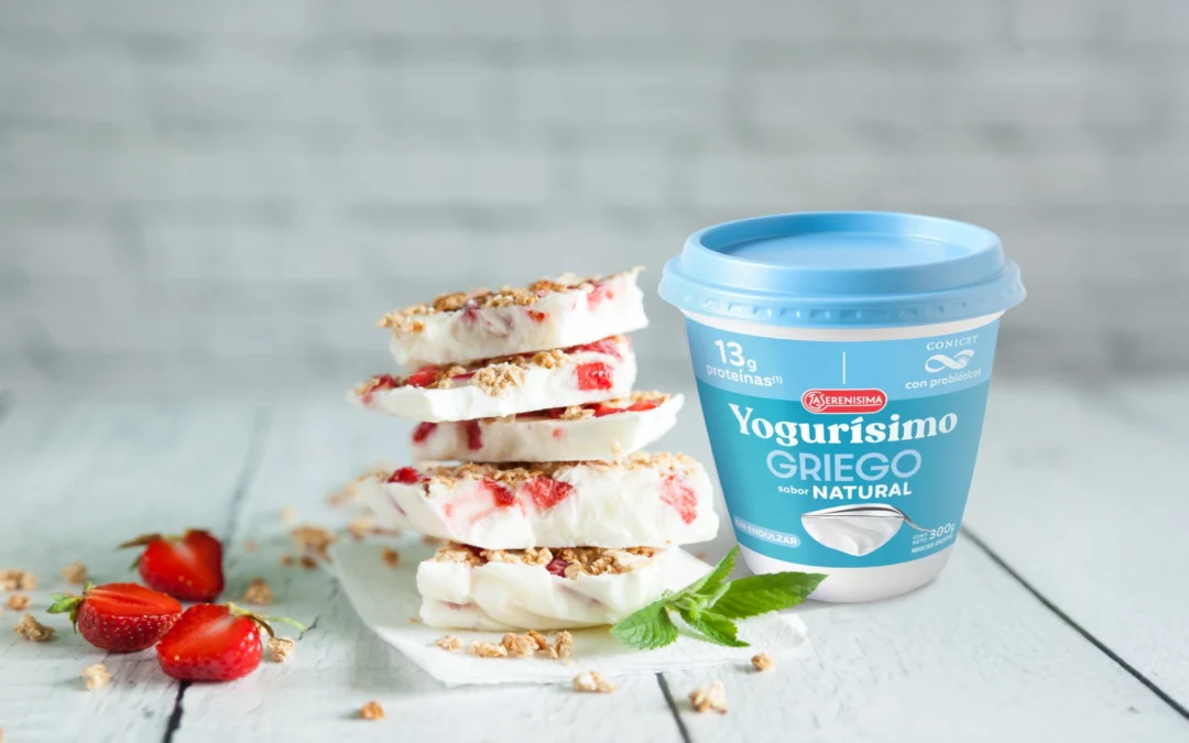 TABLETAS HELADAS DE YOGUR CON FRUTOS ROJOS