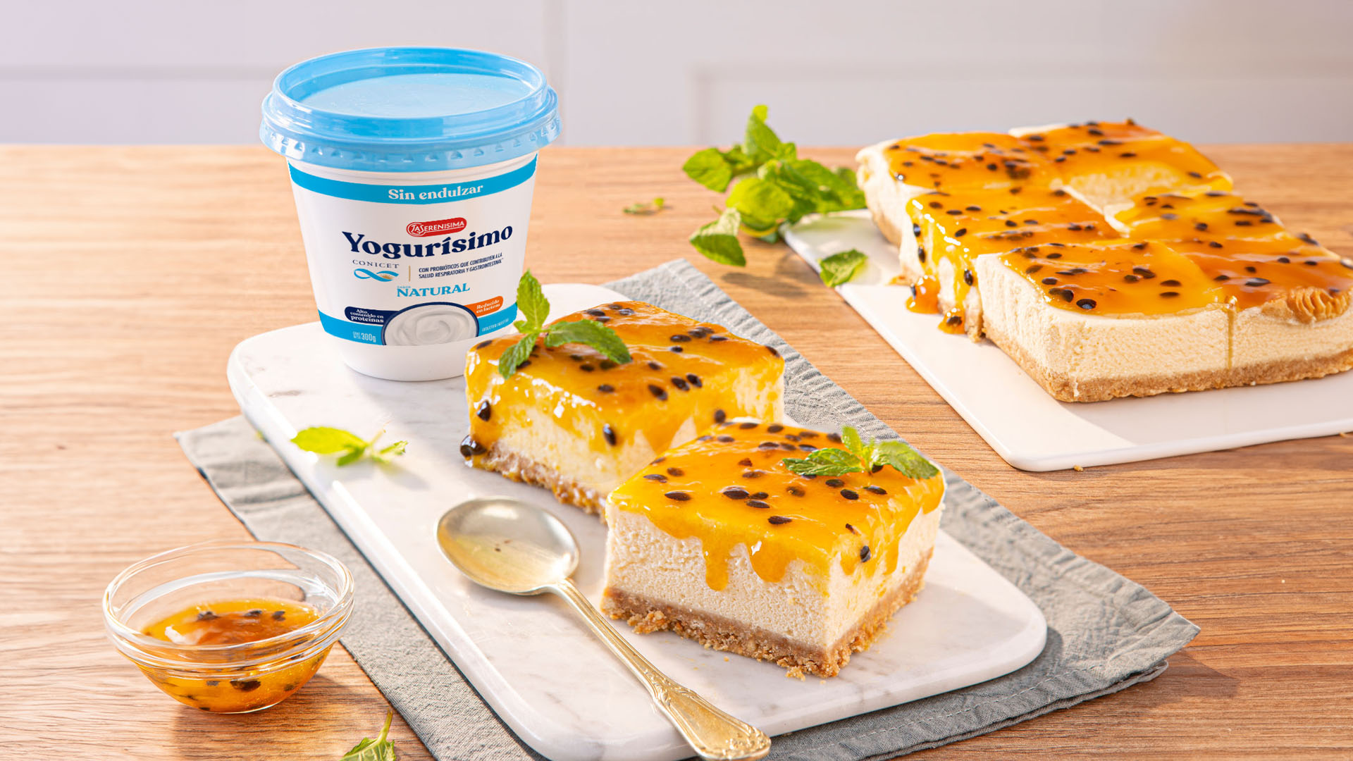 Cheesecake cremoso con Yogurísimo Cheesecake cremoso con Yogurísimo