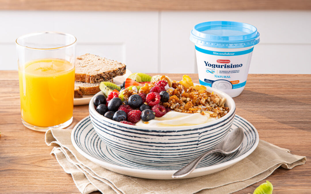 YOGUR CON FRUTAS DE ESTACIÓN Y MIEL